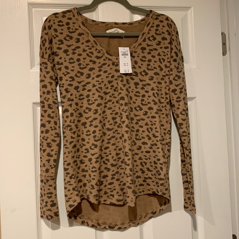 NWT Abercrombie top